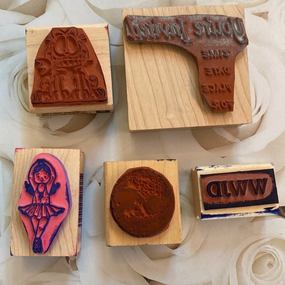 Lot of Assorted Wood Mounted Stamps Garfield Ballerina WWJD Earth Globe - Picture 2 of 16